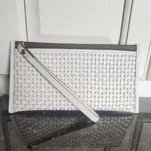 Patricia Nash White Woven Wristlet Clutch